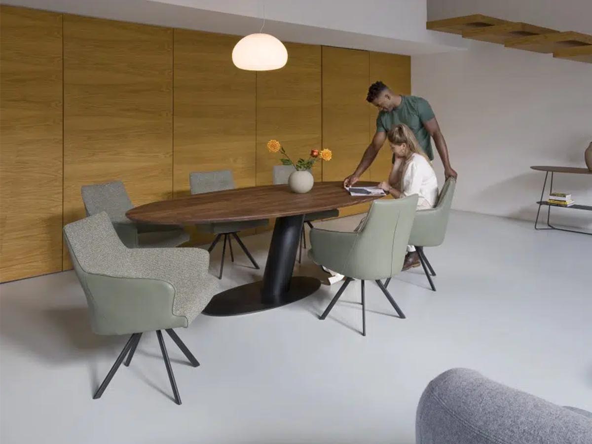 Bree's new world Libra tafel