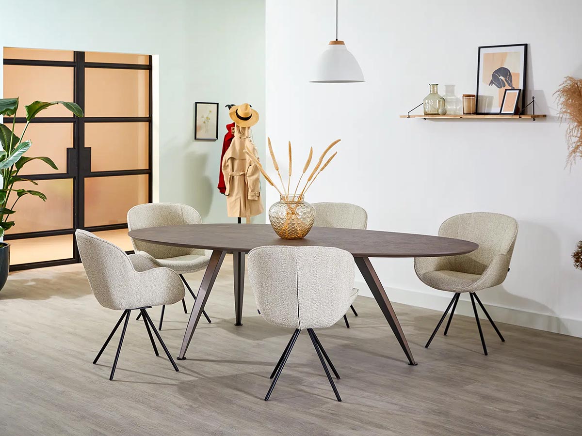 Bree's new world Twinny tafel