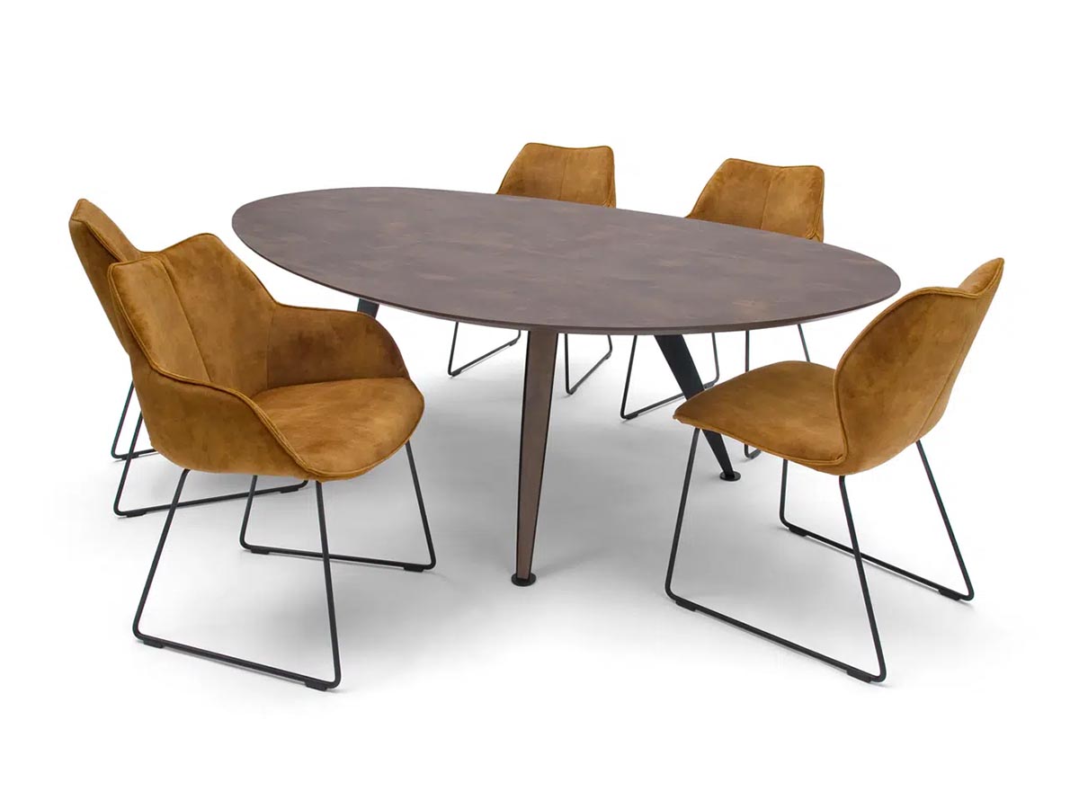 Bree's new world Twinny tafel