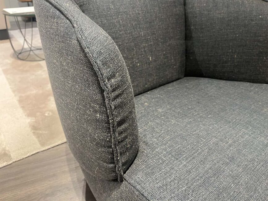 Rolf Benz 384 fauteuil blauw – showroommodel