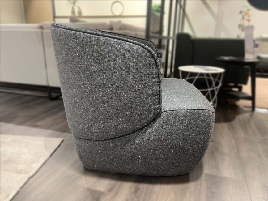 Rolf Benz 384 fauteuil blauw – showroommodel