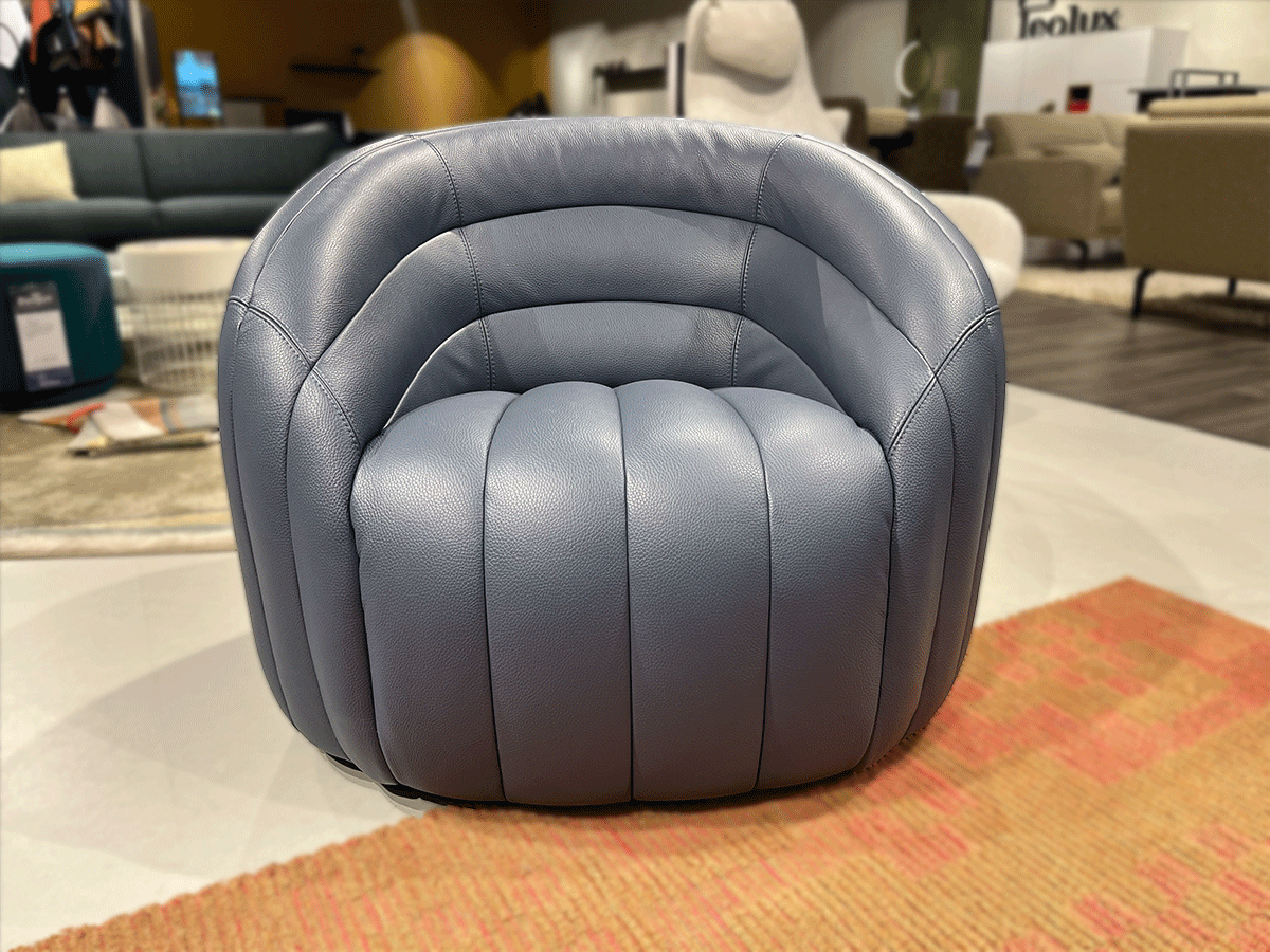 Pode Balini fauteuil & hocker - showroommodel - Afbeelding 2