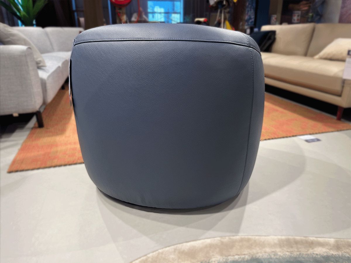 Pode Balini fauteuil & hocker - showroommodel - Afbeelding 4