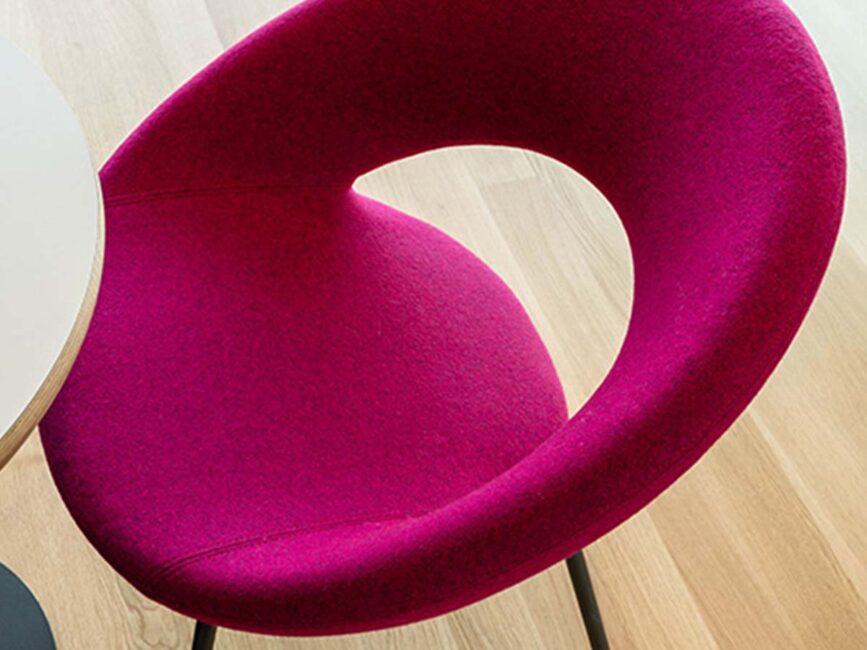 Artifort Nina stoel