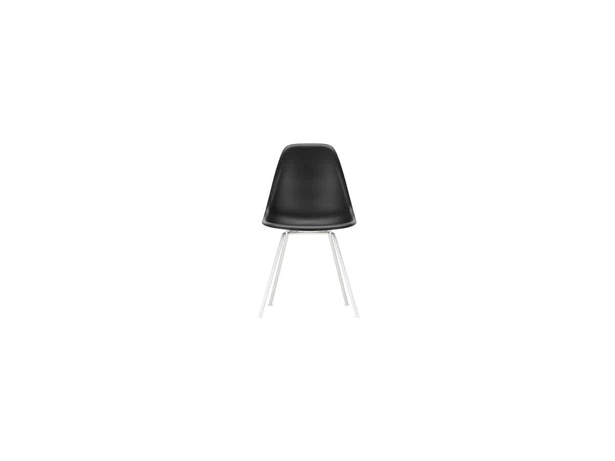 VITRA Eames fiberglass side chair