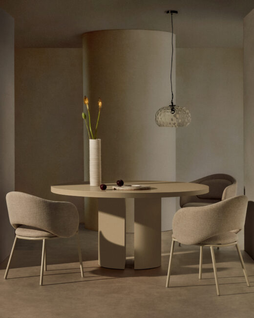 Kave Home Nealy ronde tafel in gelakt MDF in ruwe afwerking Ø 150 cm