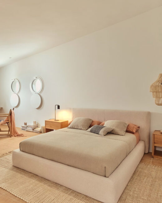 Kave Home Blok bed met afneembare hoes, ecru, voor matras van 160 x 200 cm FSC Mix Credit