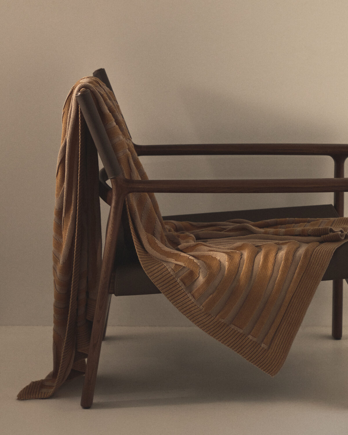 Kave Home Oreli plaid van beige katoenen jacquard met zebrapatroon 130 x 170 cm - Afbeelding 4