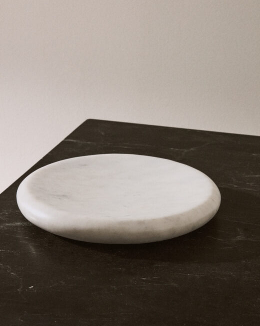 Kave Home Obena wit dienblad van marmer Ø 20 cm