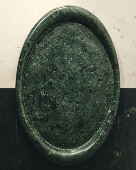 Kave Home Lenorel groen dienblad van marmer 43 x 28 cm