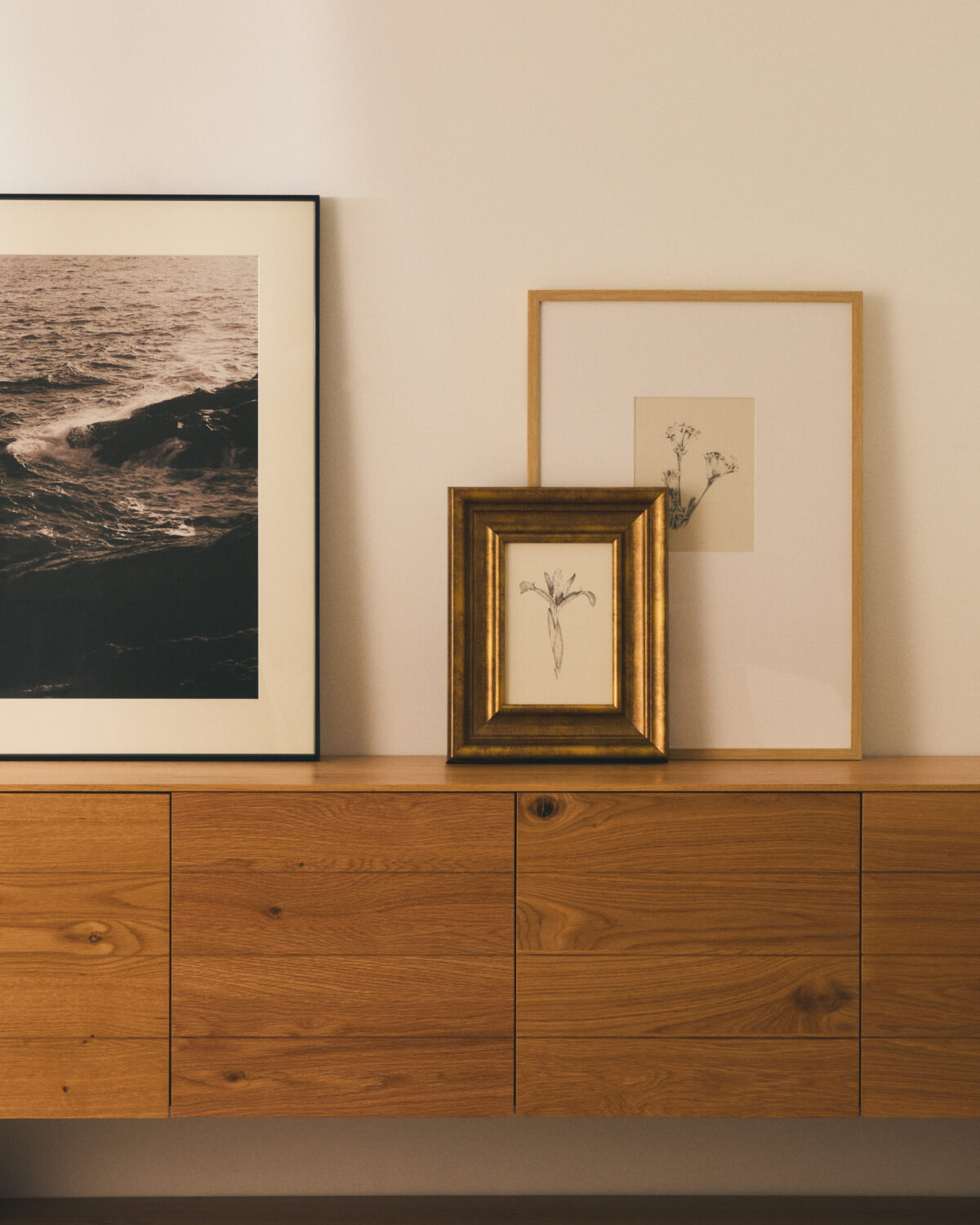 Kave Home Lirena schilderij met botanische illustratie 50 x 70 cm - Afbeelding 4