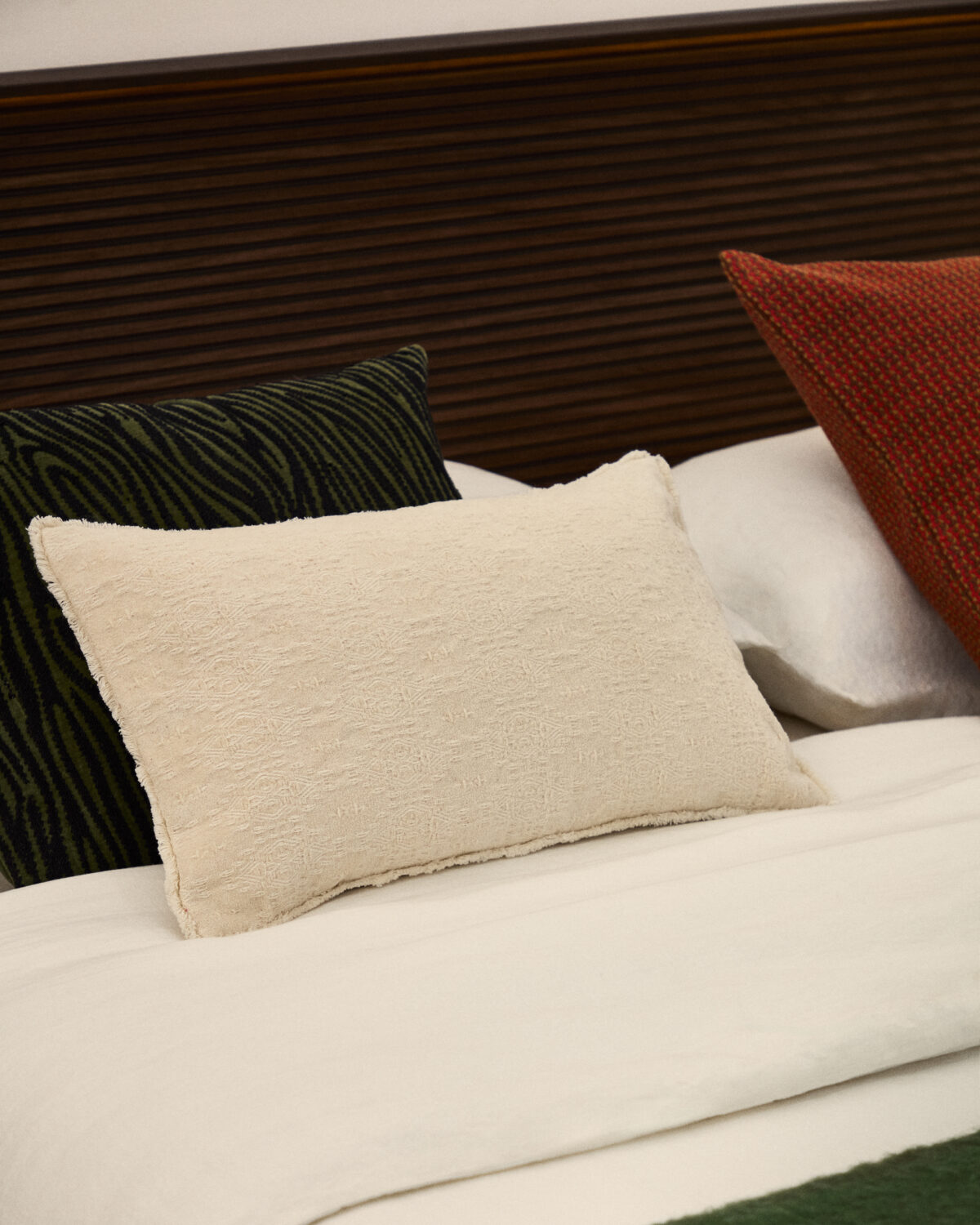 Kave Home Narela kussenhoes van naturel jacquard katoen en viscose 50 x 30 cm - Afbeelding 3