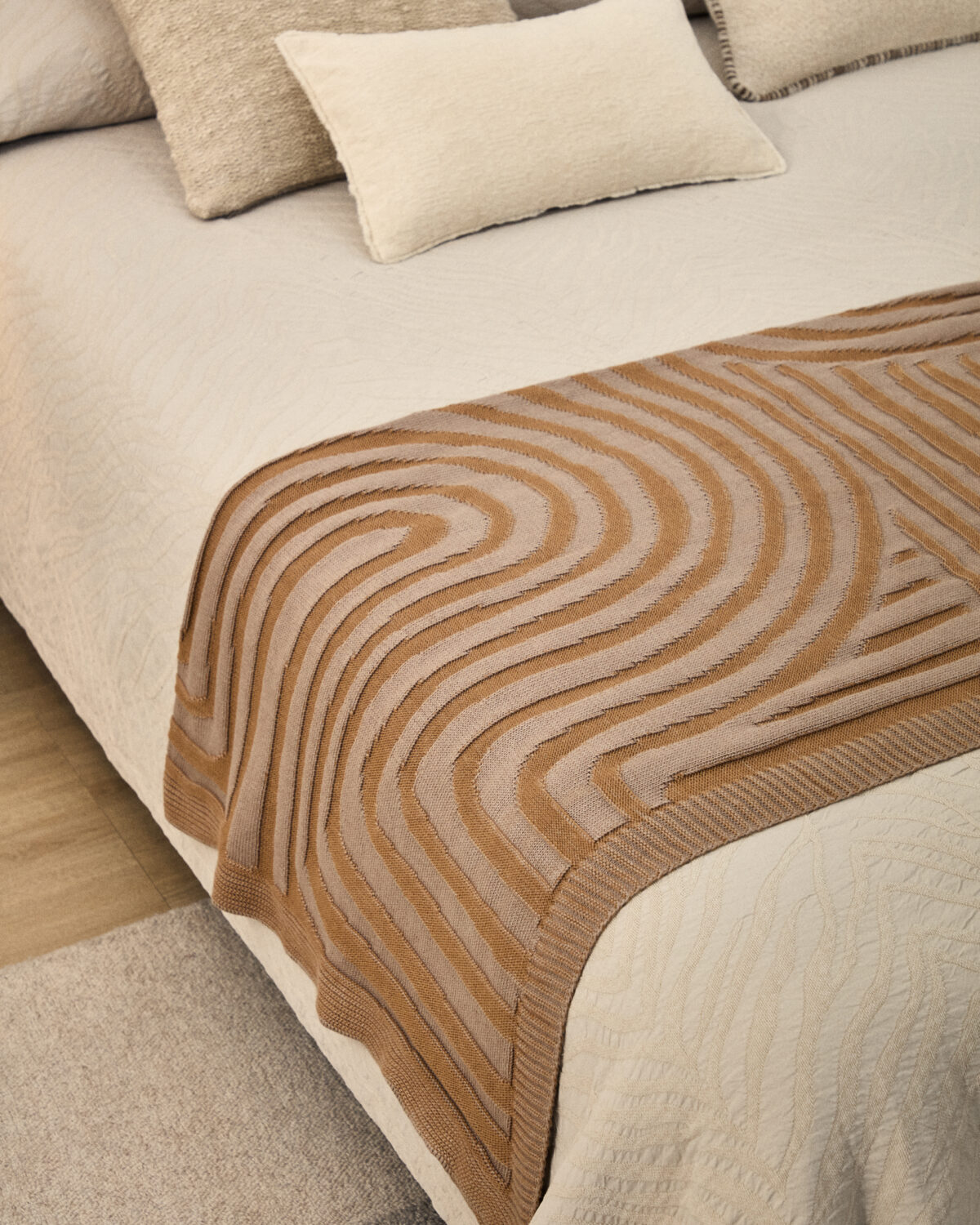 Kave Home Oreli plaid van beige katoenen jacquard met zebrapatroon 130 x 170 cm - Afbeelding 2