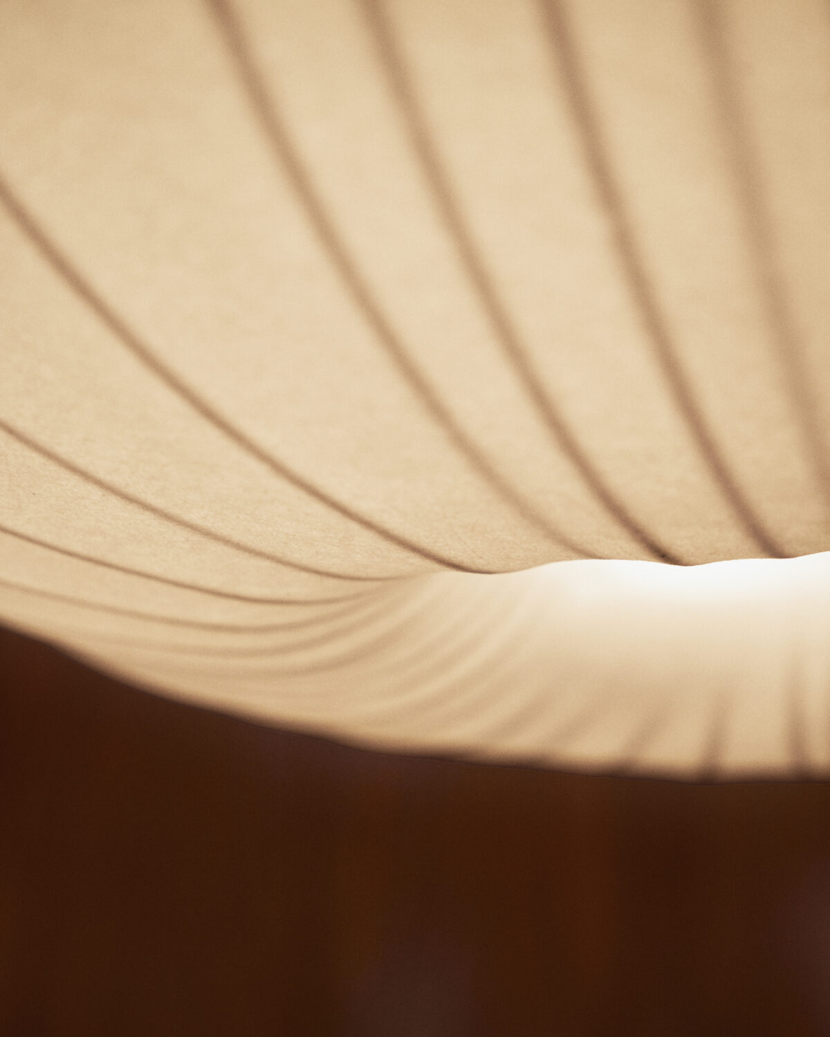 Kave Home Somar plafondlamp van synthetische vezels en stalen staven Ø30 cm - Afbeelding 3