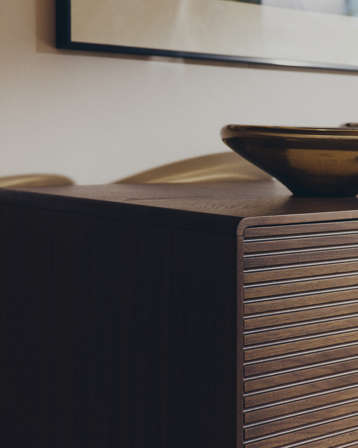 Kave Home Norlen dressoir met 4 deuren en 2 laden in walnootfineer FSC Mix Credit 194,5 x 78 cm - Afbeelding 3