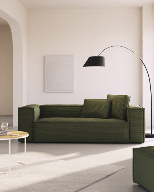Kave Home Blok 3-zitsbank in dik groen ribfluweel 240 cm FSC Mix Credit