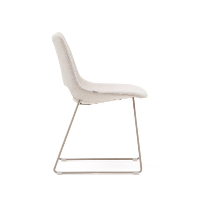 Kave Home Zahara beige stoel met stalen poten en beige afwerking FSC 100%