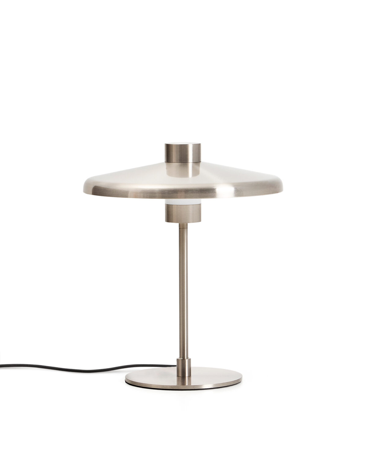 Kave Home Nuvira tafellamp van lichtgrijs geborsteld metaal - Afbeelding 4