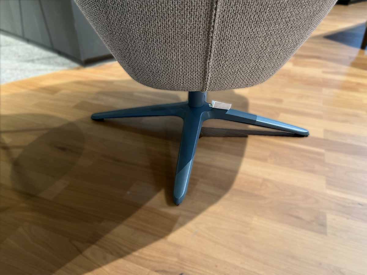 Pode Flare fauteuil en poef - showroommodel - Afbeelding 6