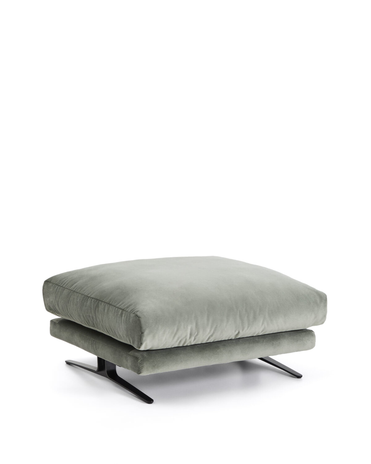 Kave Home Veliro voetenbankje in groen fluweel en stalen poten met zwarte afwerking 85 x 90 cm FSC Mix Credit - Afbeelding 5