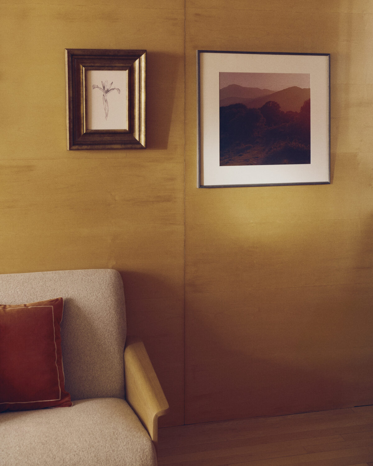 Kave Home Zavira landschapsfoto van La Garrotxa 58 x 58 cm - Afbeelding 2