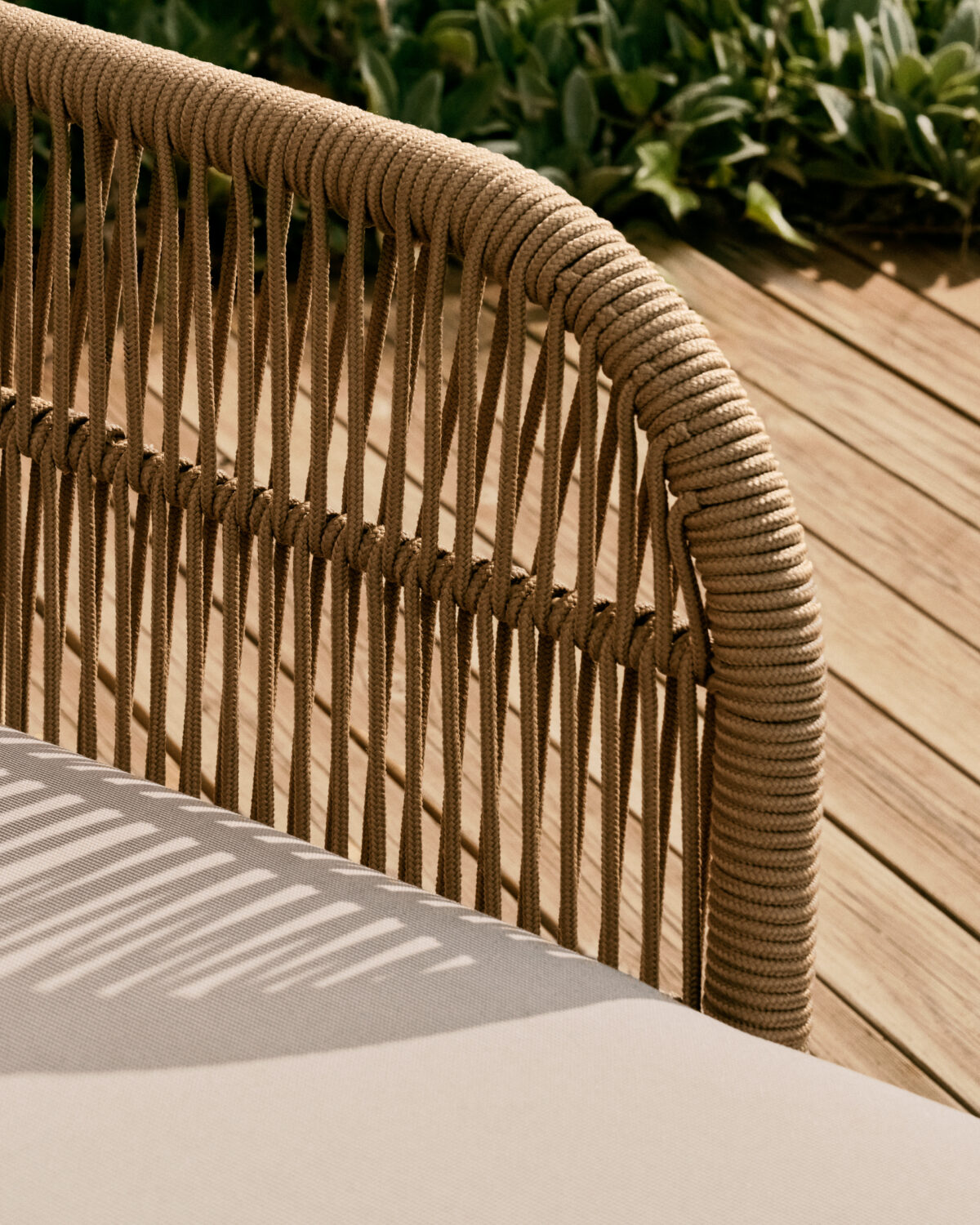 Kave Home Catalina 2-persoons ligstoel van beige touw en massief acaciahout FSC 100% - Afbeelding 5