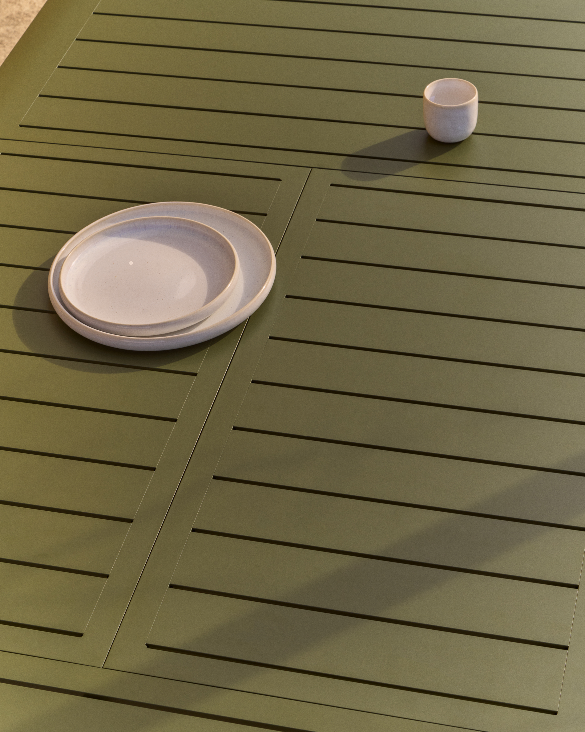 Kave Home Brela uitschuifbare tafel van groen aluminium 205(287) x 100 cm - Afbeelding 4