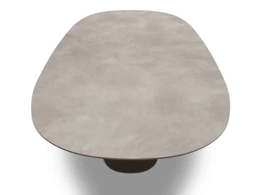 Bree's New World Storq tafel