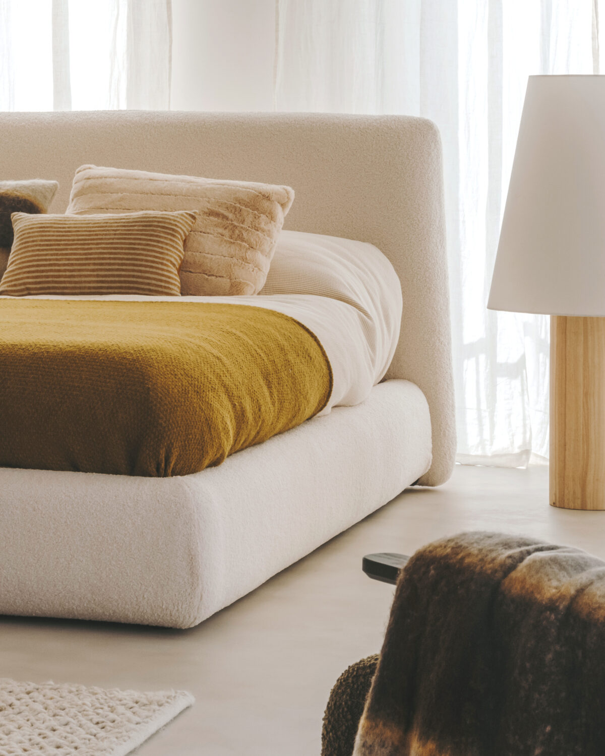 Kave Home Martina-bed met afneembare hoes van gebroken wit bouclé voor matrassen van 180 x 200 cm FSC Mix Credit - Afbeelding 13