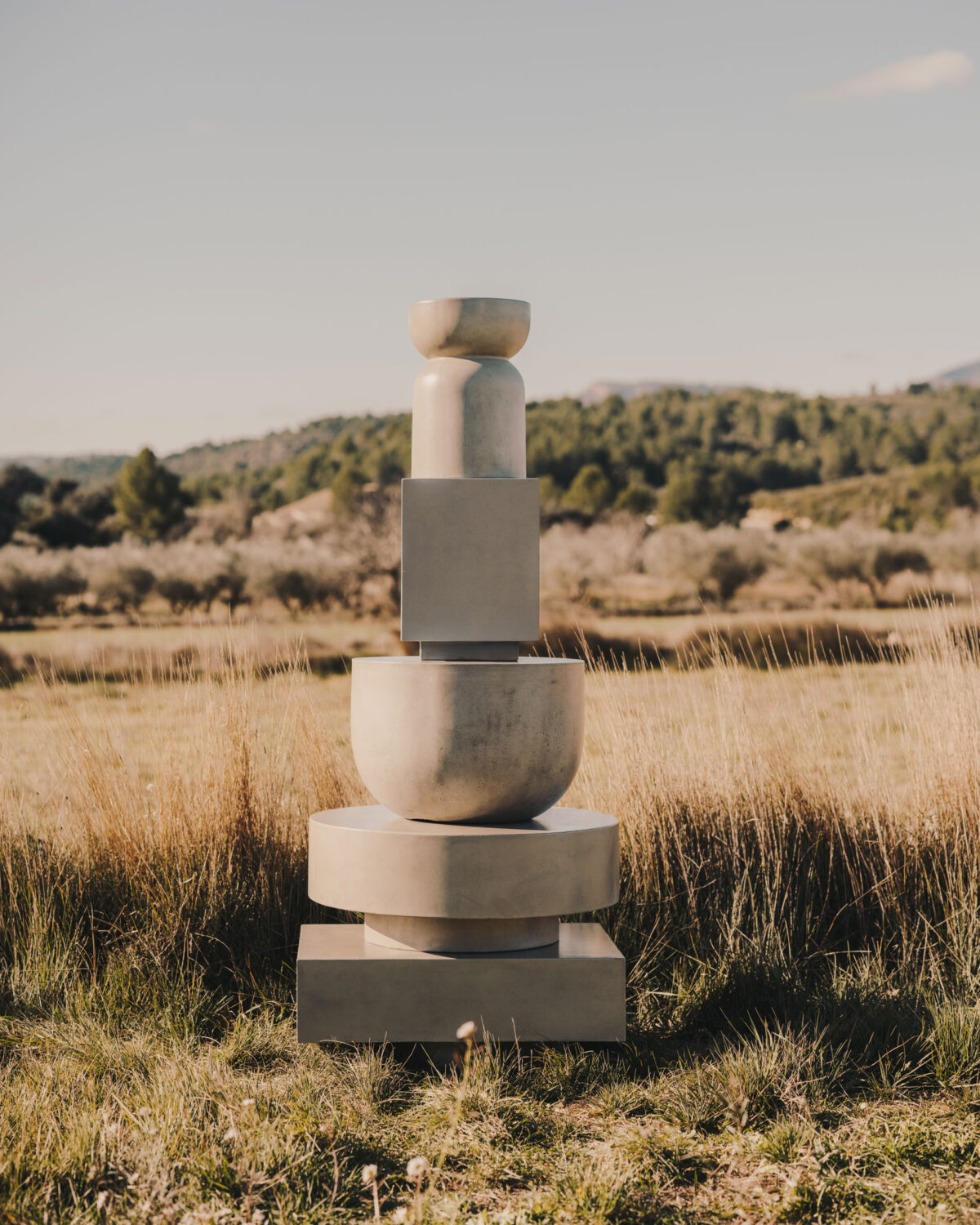 Kave Home Ronde salontafel Garbet in cement Ø 60 cm - Afbeelding 3