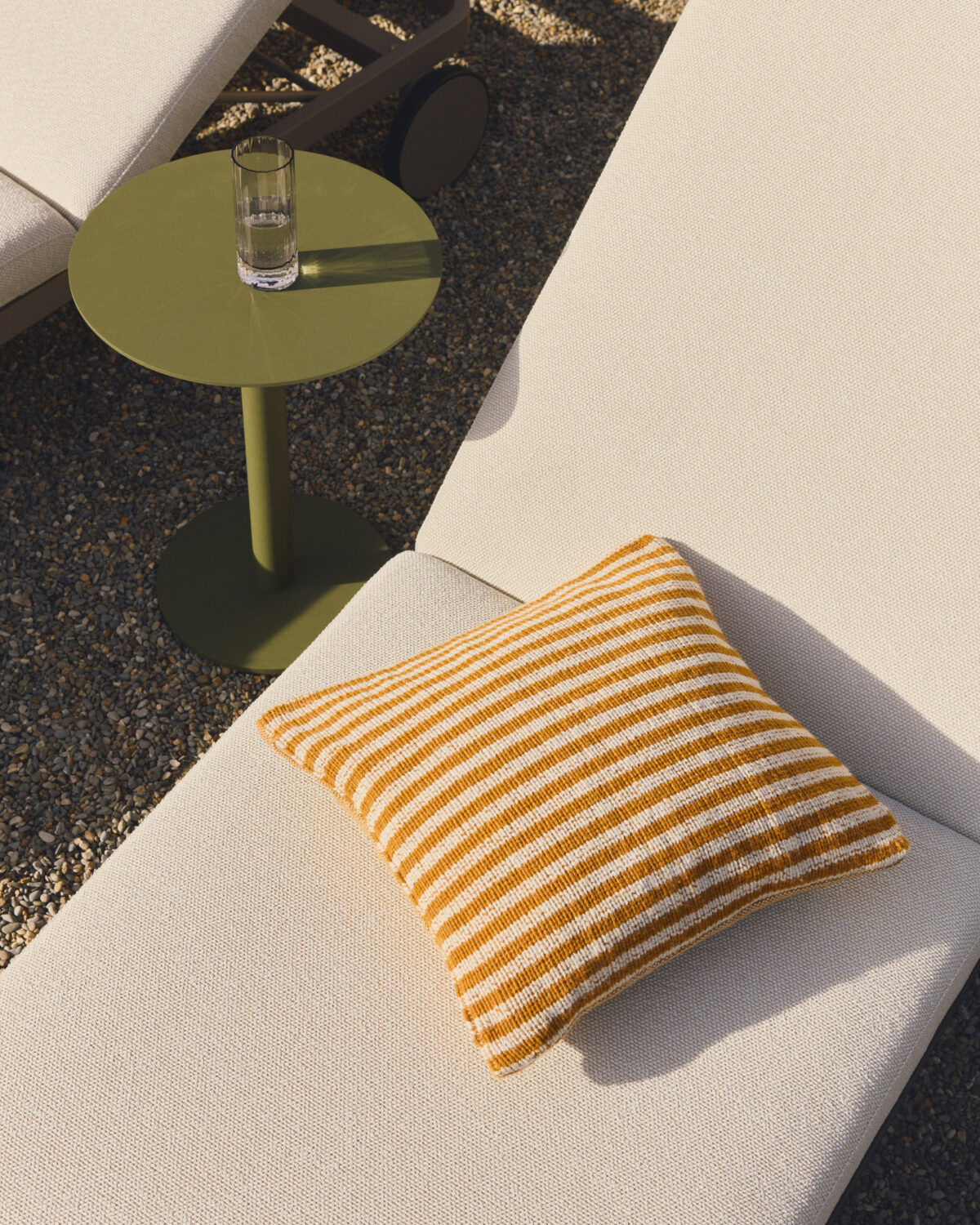 Kave Home Dirome oranje gestreepte kussenhoes van 100% PET 45 x 45 cm - Afbeelding 3