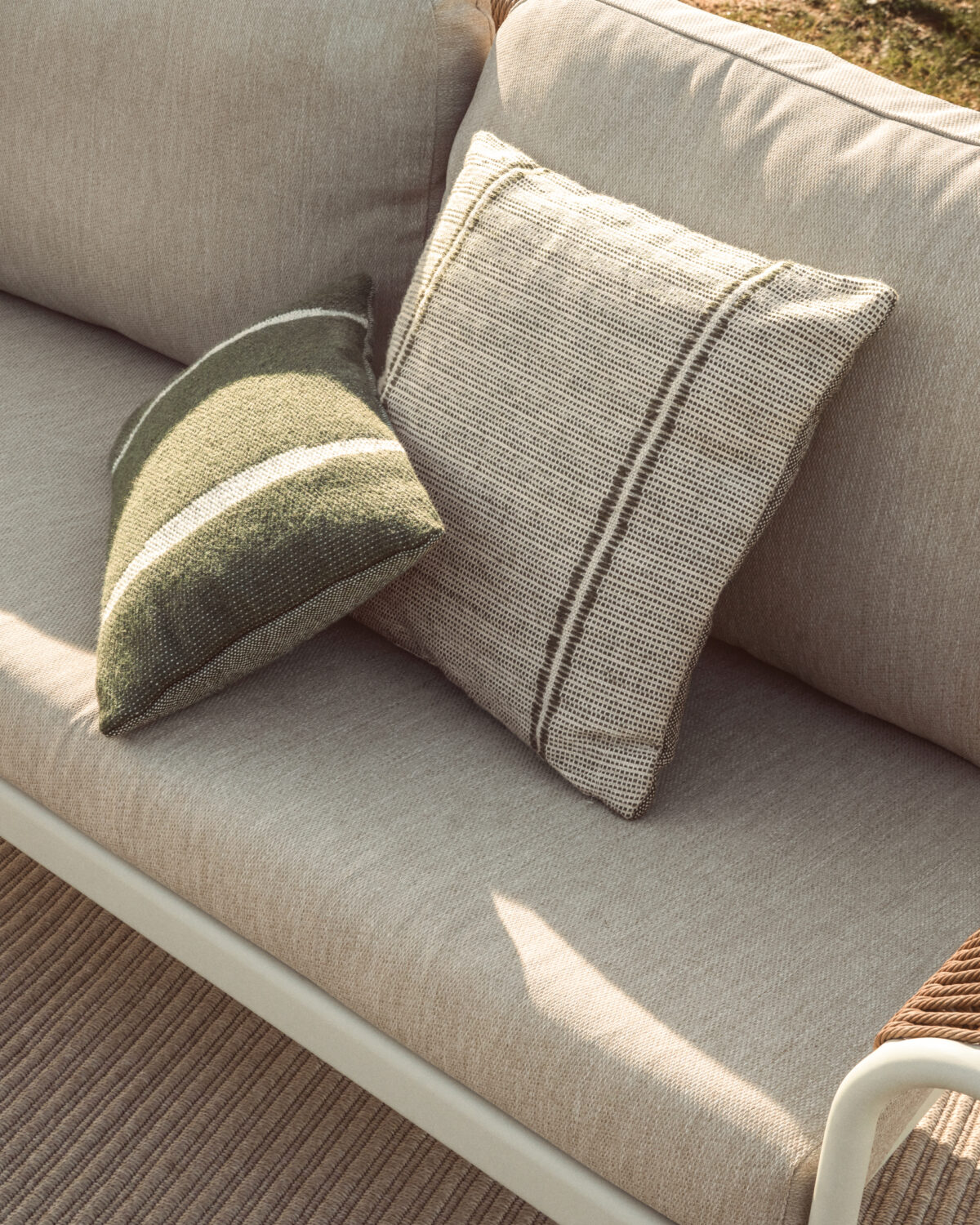 Kave Home Drati groene kussenhoes van 100% PET 45 x 45 cm - Afbeelding 3