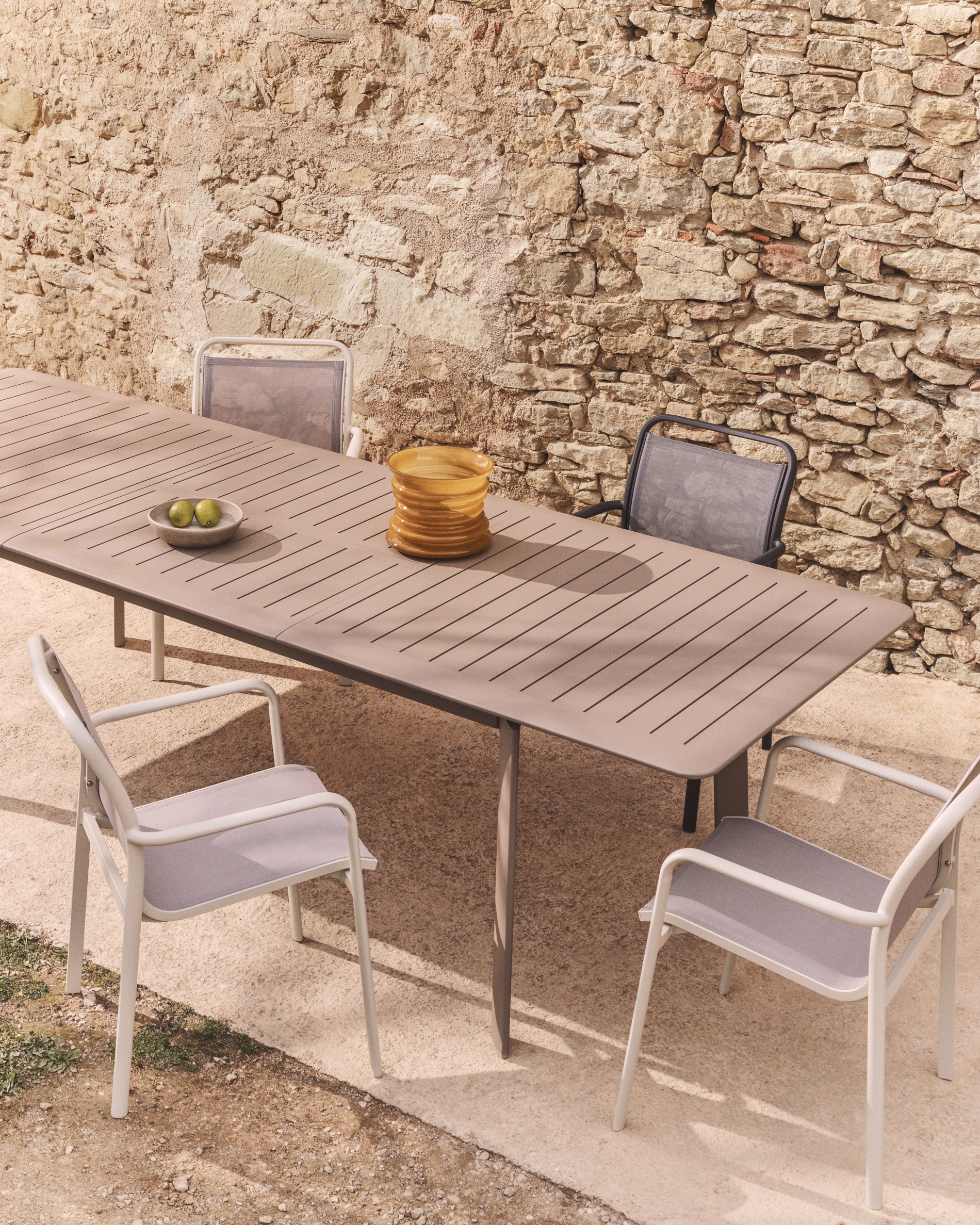 Kave Home Brela uitschuifbare tafel van taupe aluminium 205(287) x 100 cm - Afbeelding 3