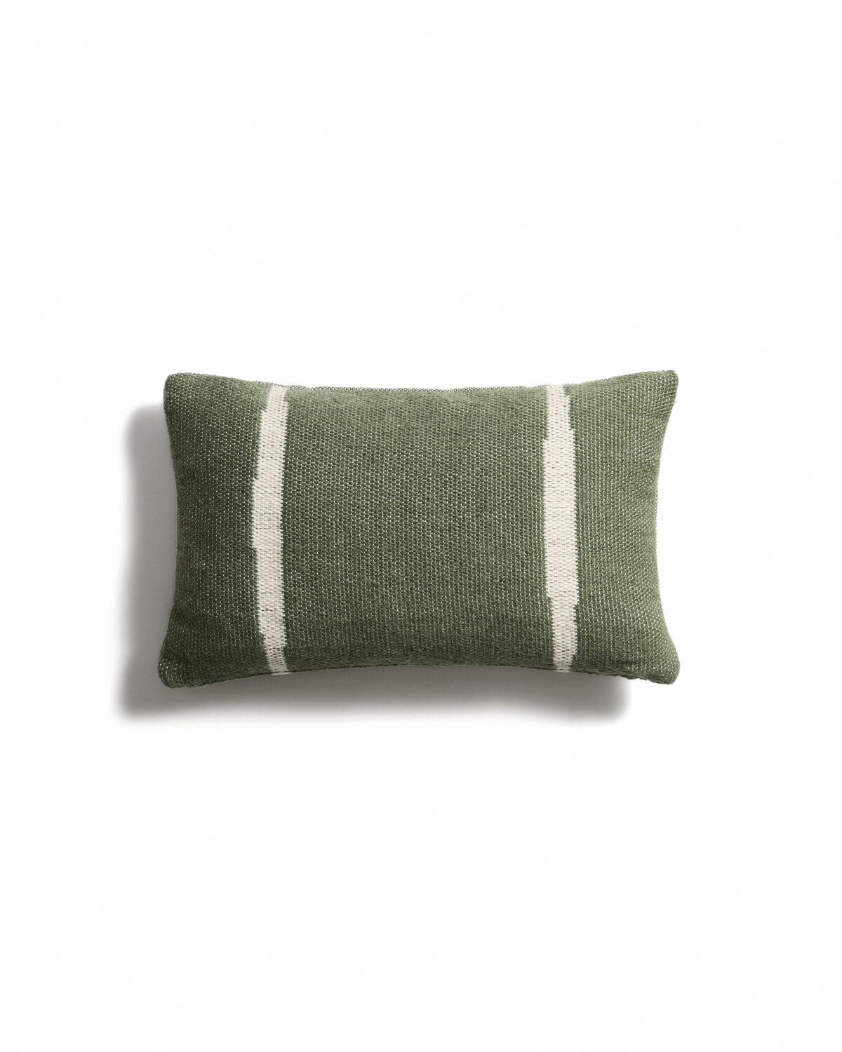 Kave Home Daila groene jacquard kussenhoes met Ikat-dessin 100% PET 30 x 50 cm - Afbeelding 5