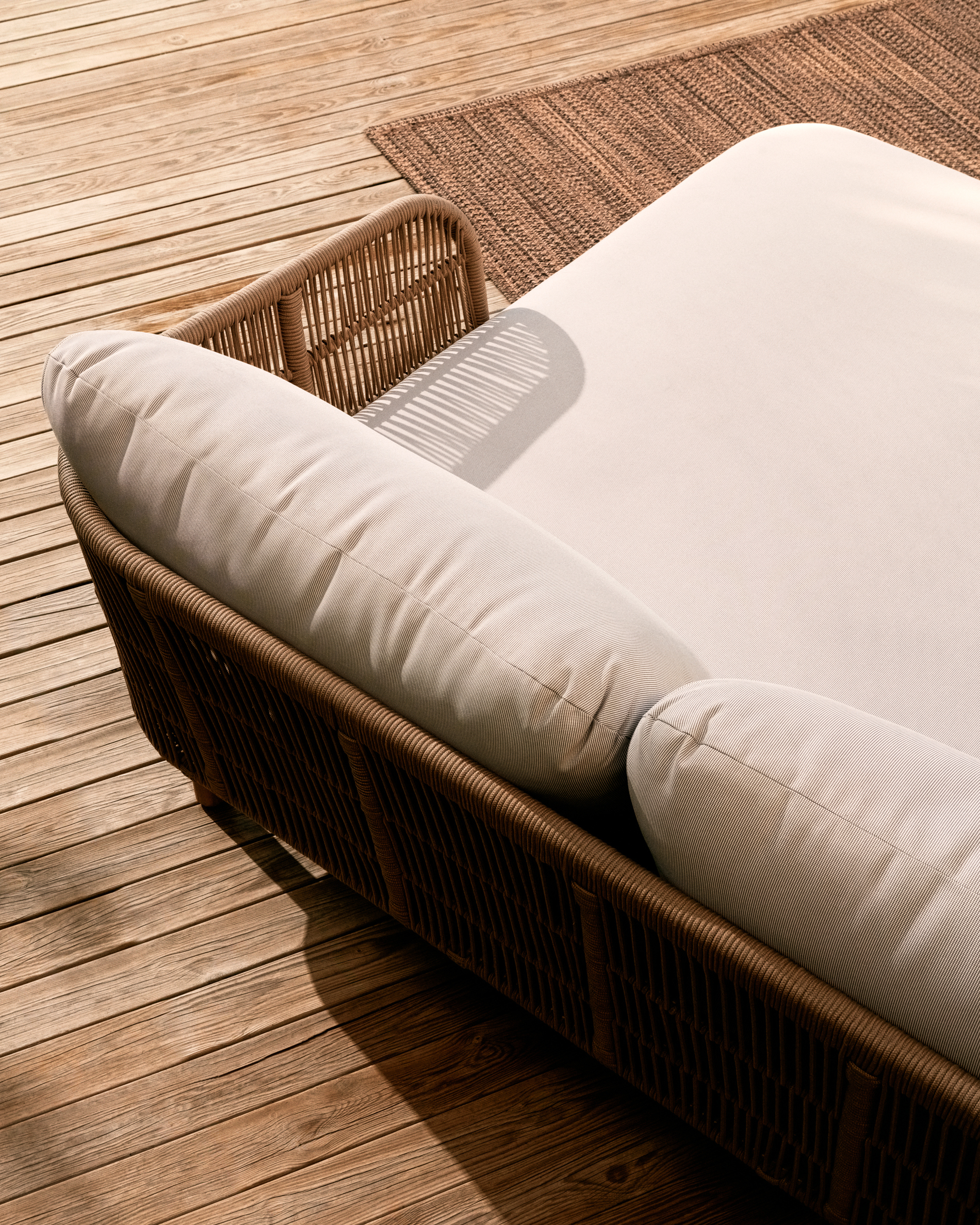 Kave Home Catalina 2-persoons ligstoel van beige touw en massief acaciahout FSC 100% - Afbeelding 3