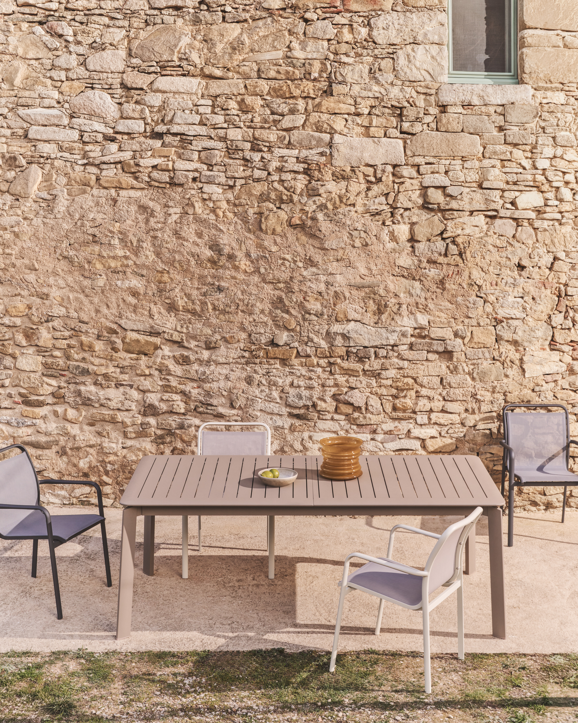Kave Home Brela uitschuifbare tafel van taupe aluminium 205(287) x 100 cm - Afbeelding 2