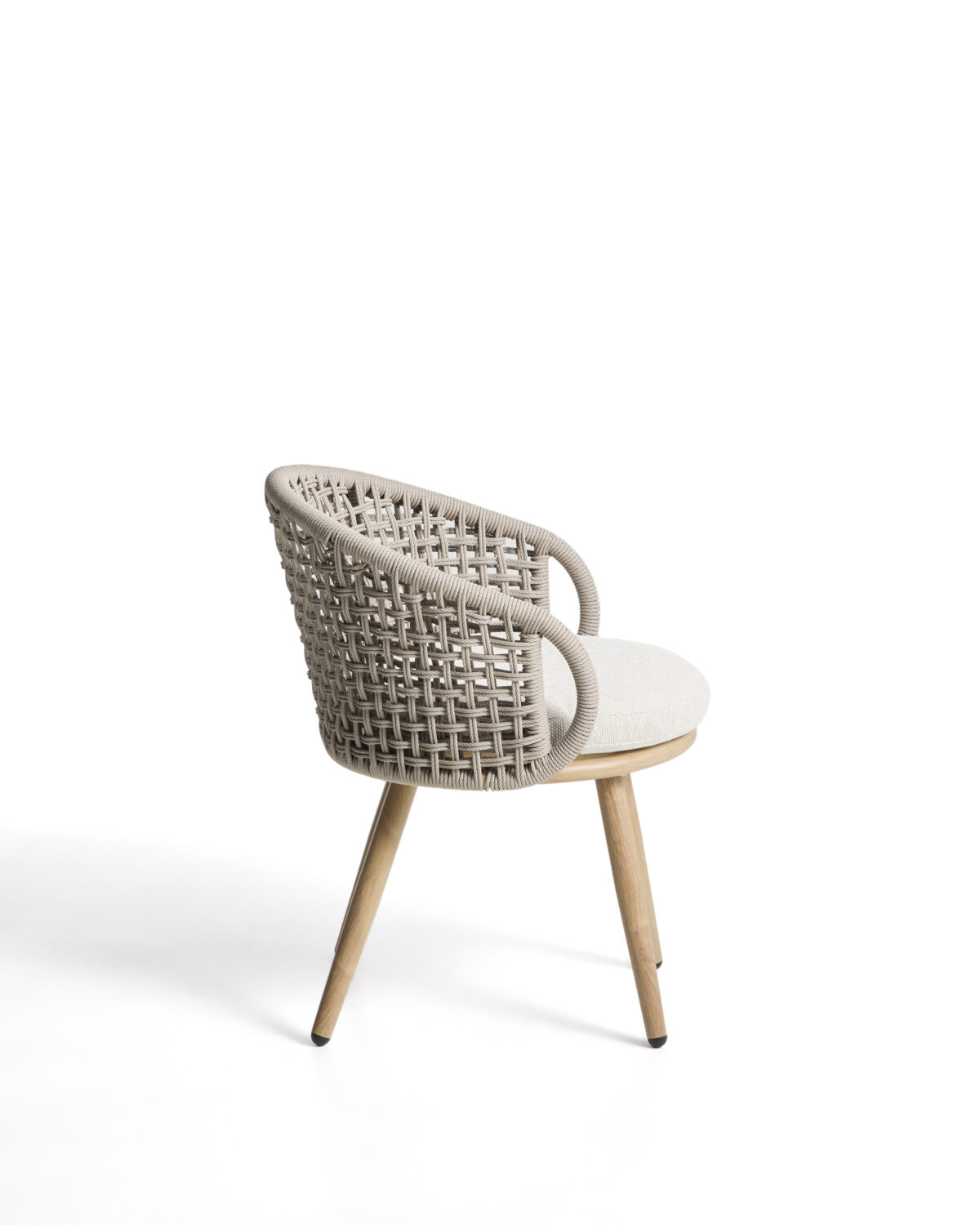 Kave Home Lidario outdoor stoel van aluminium met houteffect en taupe synthetisch touw - Afbeelding 7