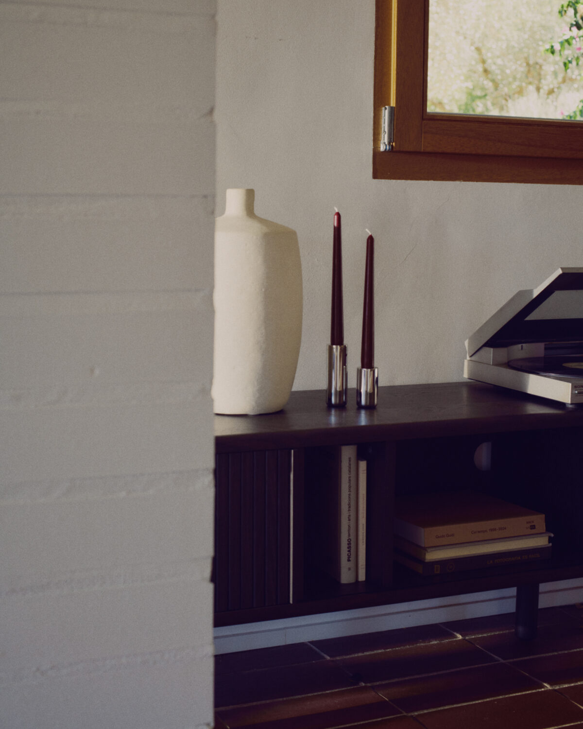 Kave Home Vaas Mireni van papier-maché beige Ø 39 cm - Afbeelding 4