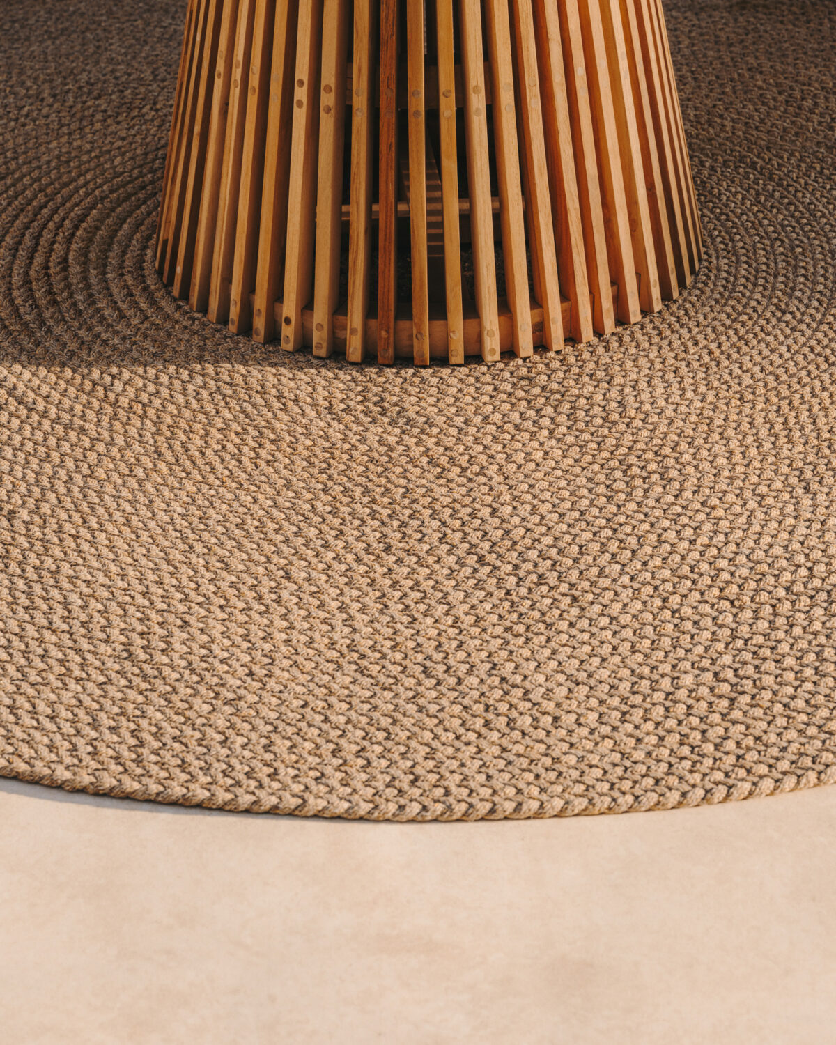 Kave Home Beige rond tapijt Despas van synthetische vezels Ø 200 cm - Afbeelding 2