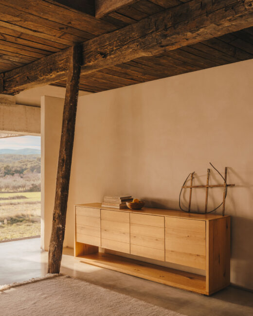 Kave Home Alguema dressoir 4 deuren in eiken fineer met natuurlijke afwerking 200 x 74 cm