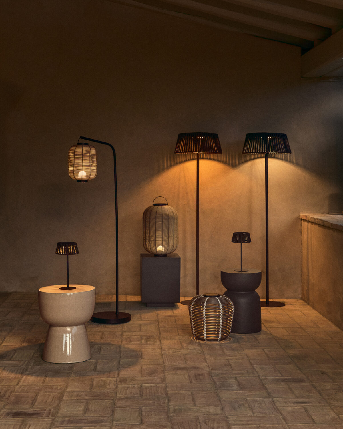 Kave Home Aldet outdoor staande lamp op zonne-energie met plat touw en metalen voet in bruin Ø46 cm - Afbeelding 3