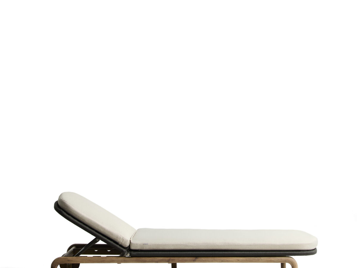 Kave Home Alipa ligstoel van massief acaciahout en donkergrijs touw FSC 100%