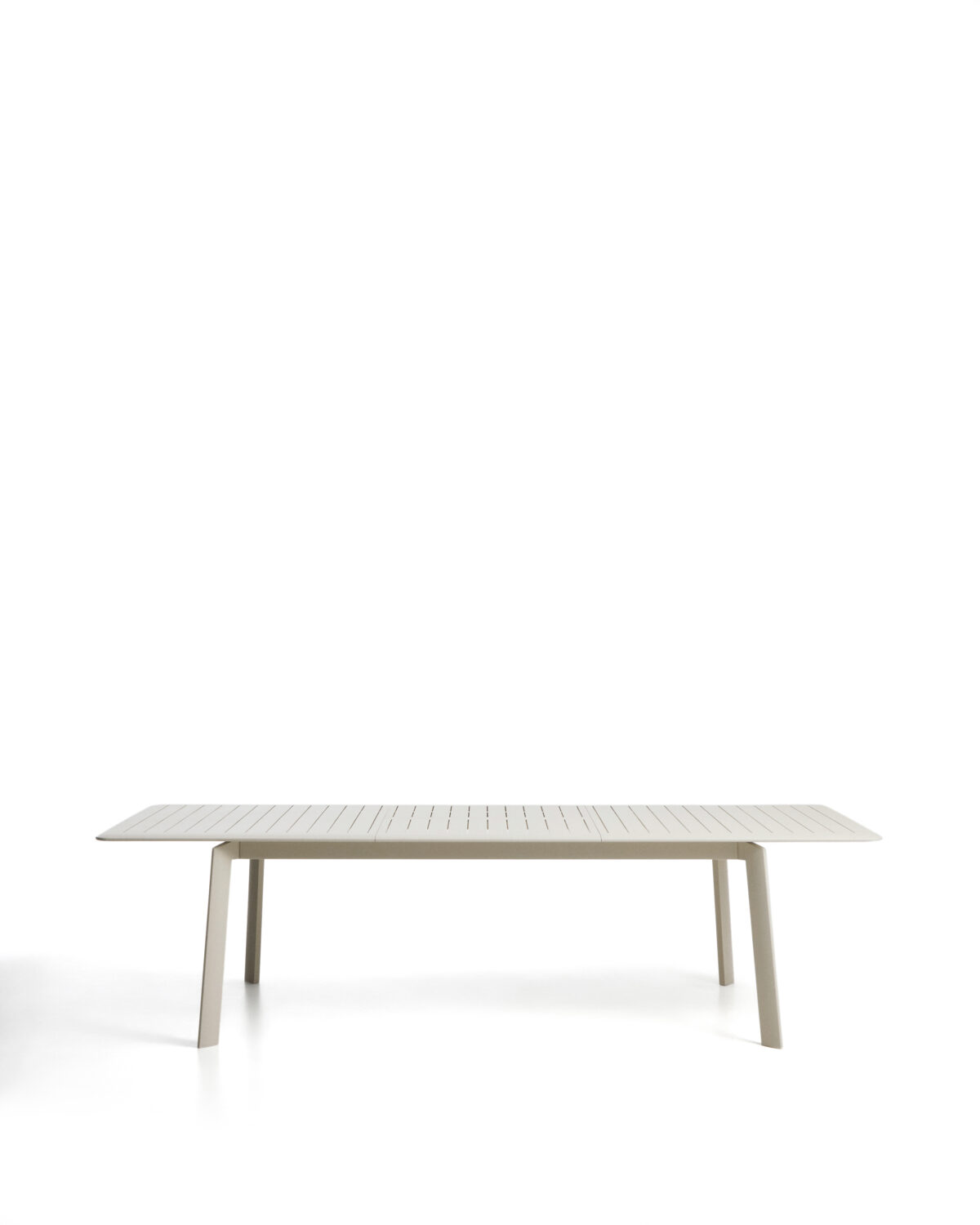 Kave Home Brela uitschuifbare tafel van aluminium in naturelkleur 205(287) x 100 cm