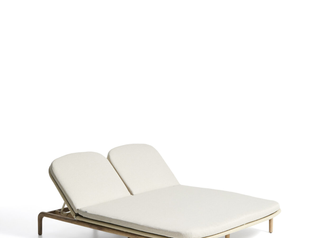 Kave Home Alipa tweepersoons ligstoel van massief acaciahout en ecru touw FSC 100%