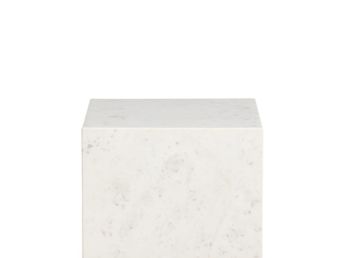 Kave Home Sorein witte bijzettafel van marmer 40 x 40 cm