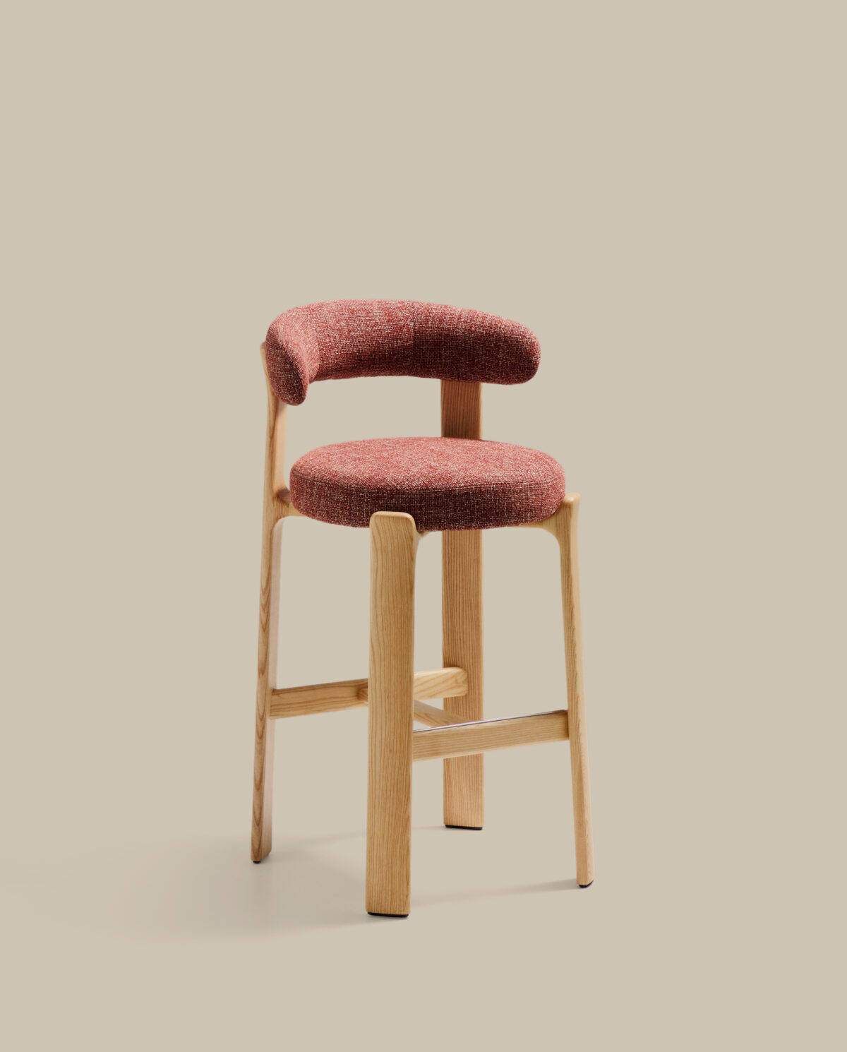 Kave Home Granite kruk in terracotta chenille en massief essenhout met naturelkleurige afwerking FSC 100% 75 cm - Afbeelding 13