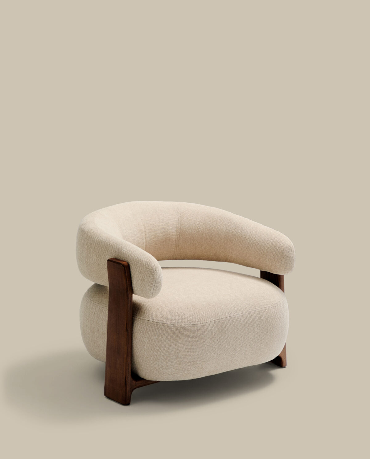 Kave Home Granite fauteuil in beige chenille en poten van massief essenhout in noten afwerking FSC 100% - Afbeelding 11
