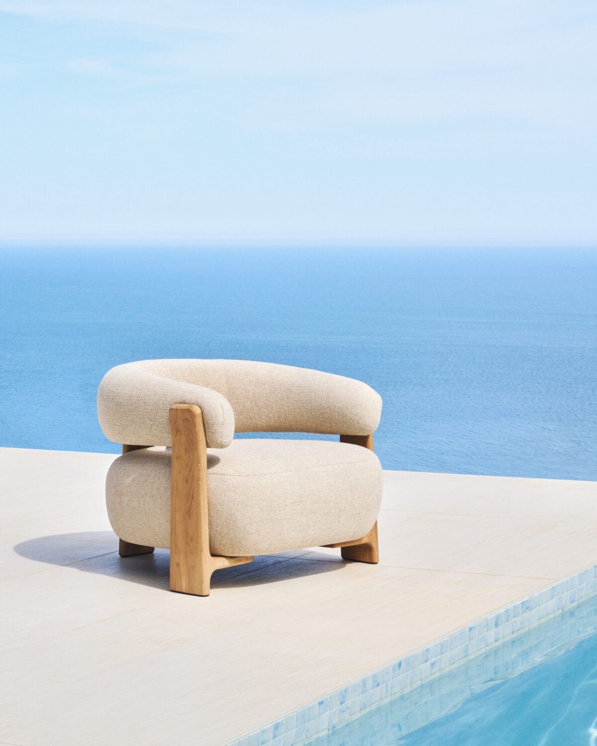 Kave Home Granite outdoor fauteuil in beige met poten in massief teakhout in naturelkleurige afwerking FSC 100% - Afbeelding 2