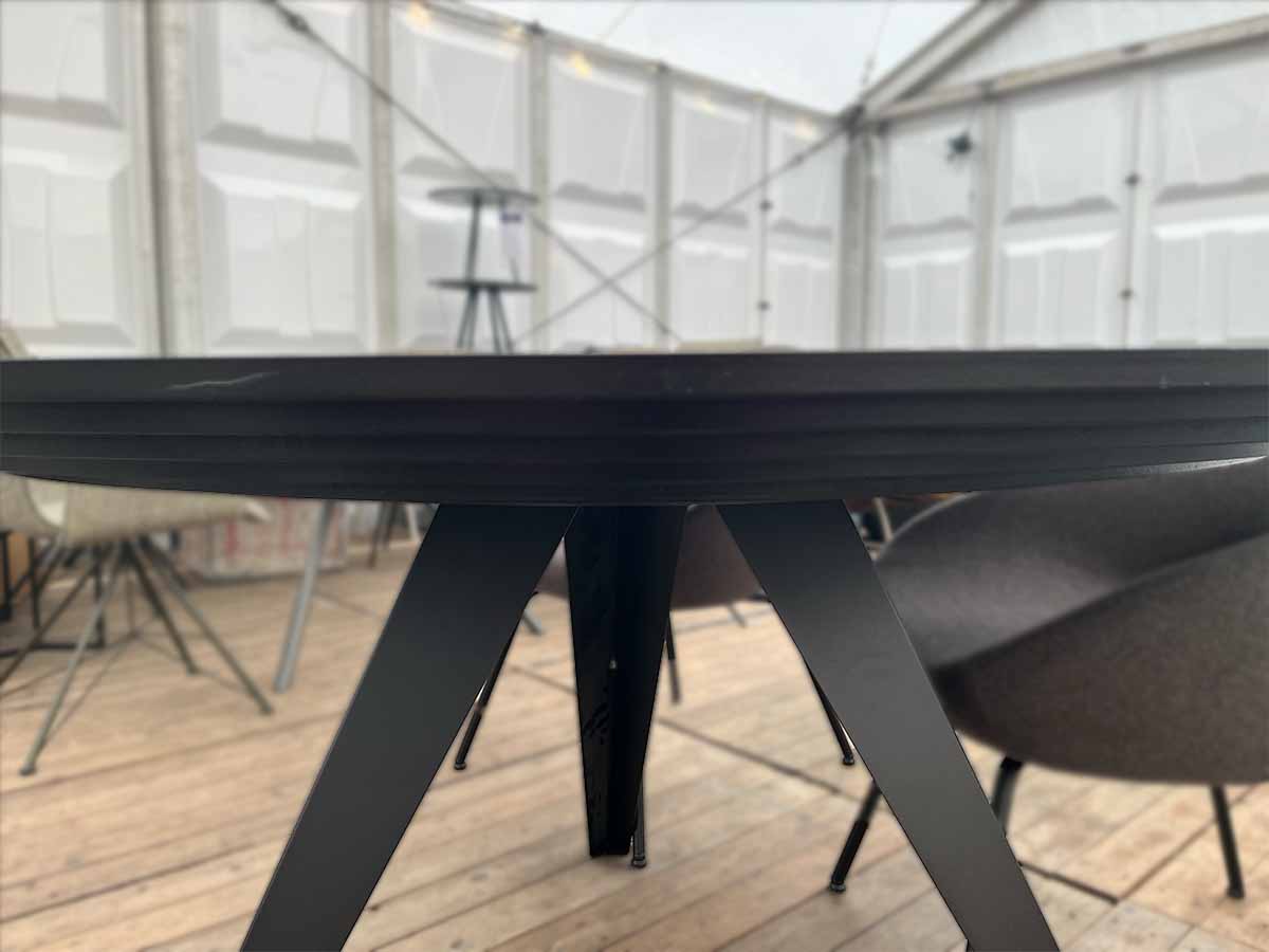 Odesi Belly tafel - showroommodel - Afbeelding 5
