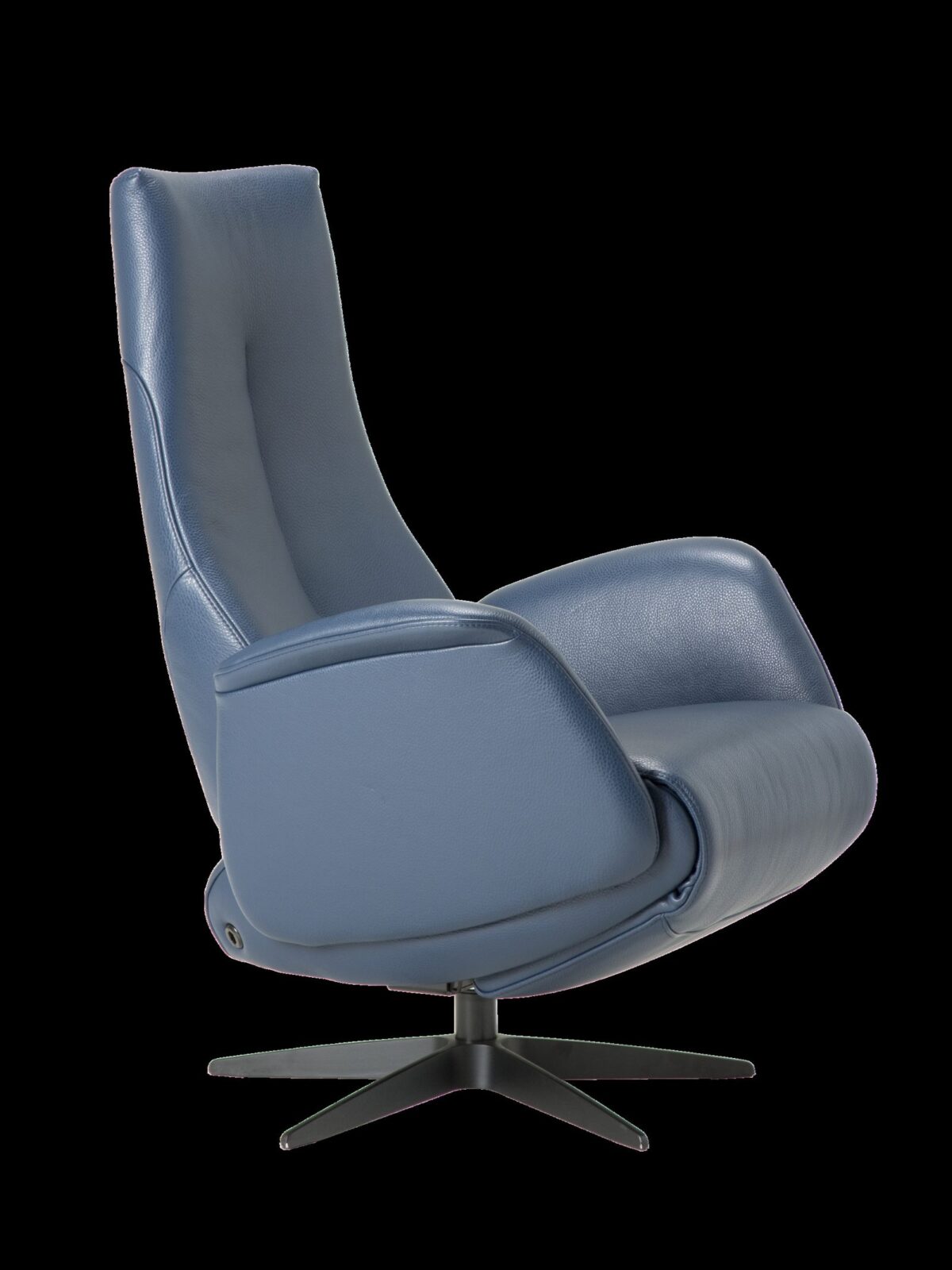 De Toekomst Riva RV-1017 relaxfauteuil – schuin vooraanzicht